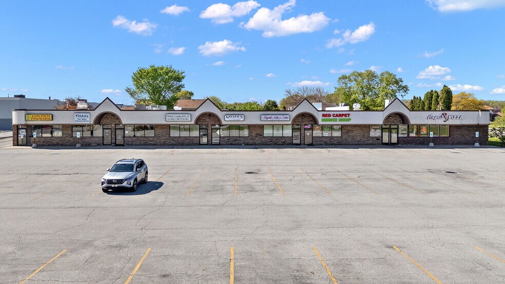 More Photos Of 823 Main St, Schererville Unknown For Lease