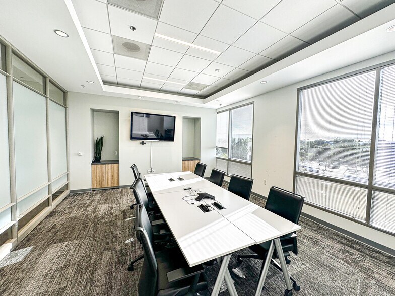 More Photos Of 2173 Salk Ave, Carlsbad Office For Lease