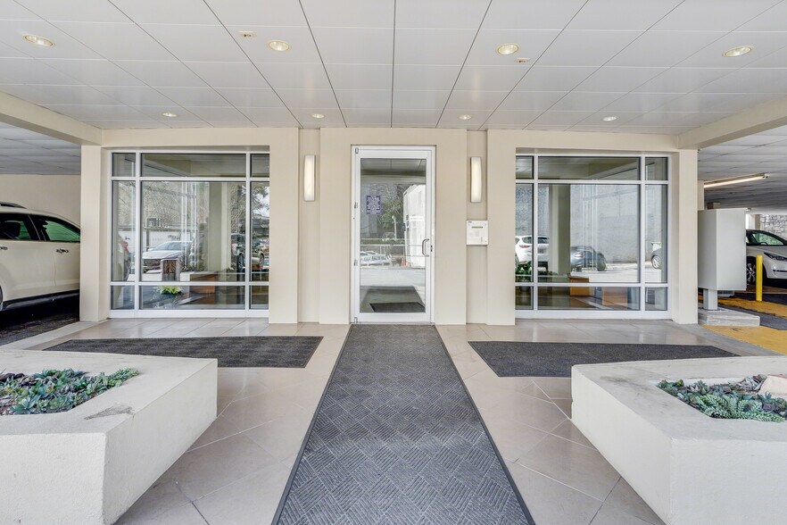 More Photos Of 455 E Paces Ferry Rd NE, Atlanta Office For Lease