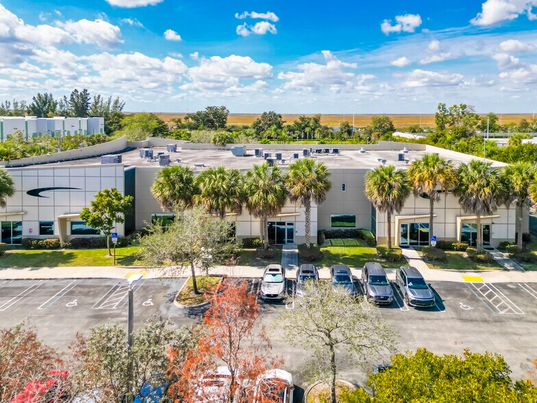 More Photos Of 3900-3908 NW 126th Ave, Coral Springs Warehouse For Sale