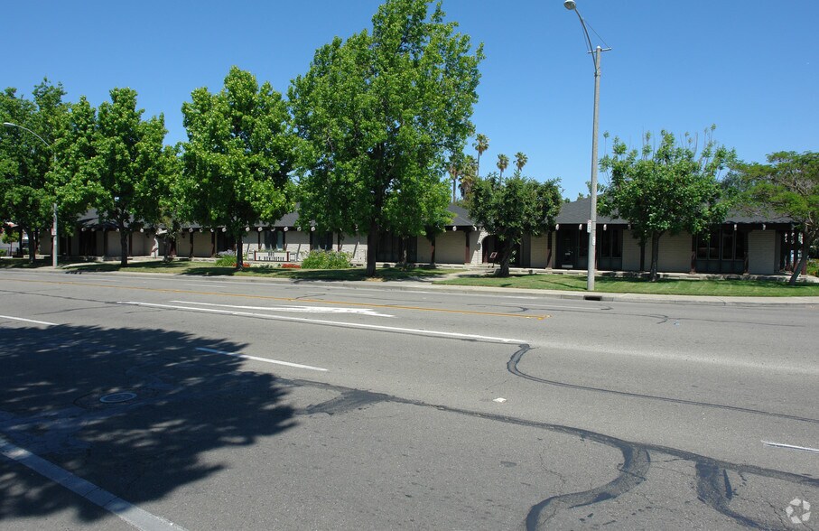 More Photos Of 860 E Remington Dr, Sunnyvale Medical For Lease