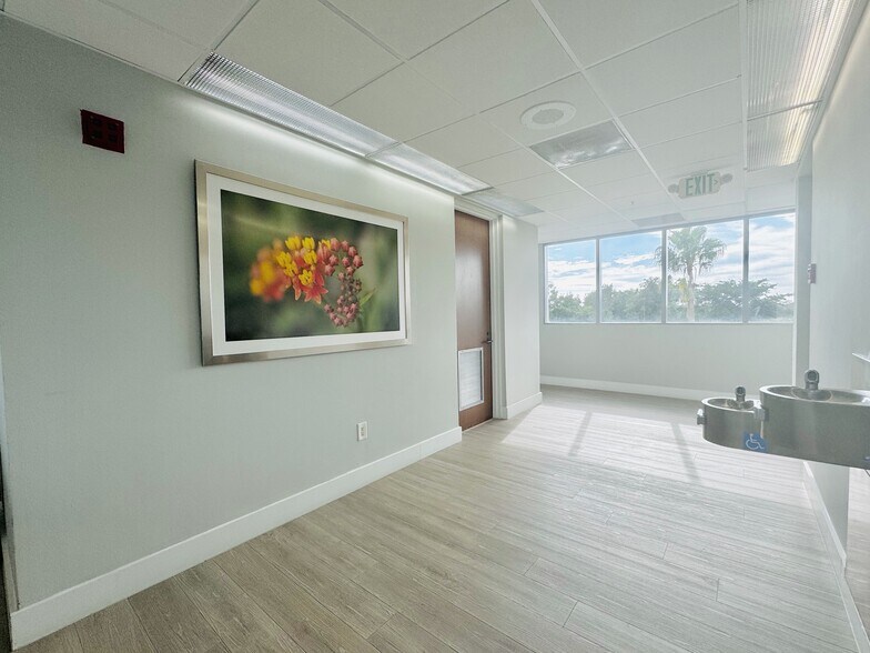 More Photos Of 9050 Pines Blvd, Pembroke Pines Office For Lease