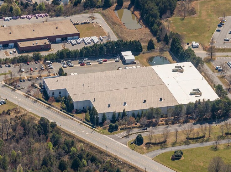 More Photos Of 719 N Regional Rd, Greensboro Warehouse For Lease