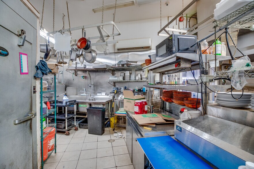 More Photos Of 1550 Indian River Dr, Sebastian Restaurant For Sale