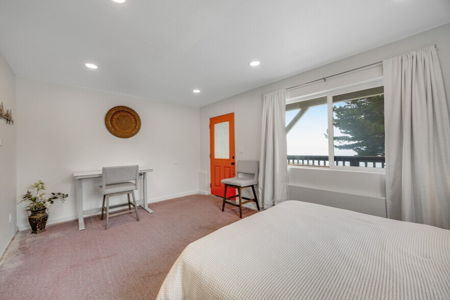 More Photos Of 129 Lower Pacific Dr, Whitethorn General Retail For Sale