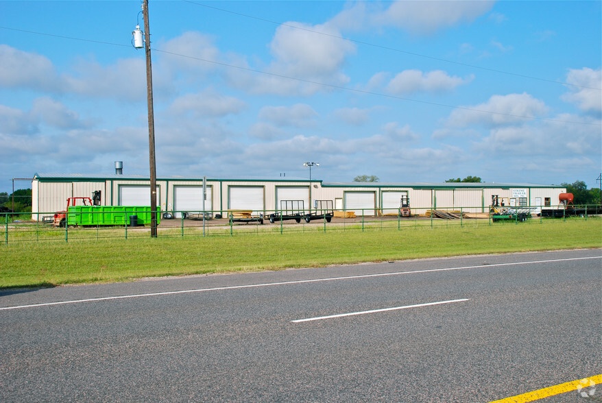 Primary Photo Of 3838 S Hwy 287, Waxahachie Warehouse For Sale