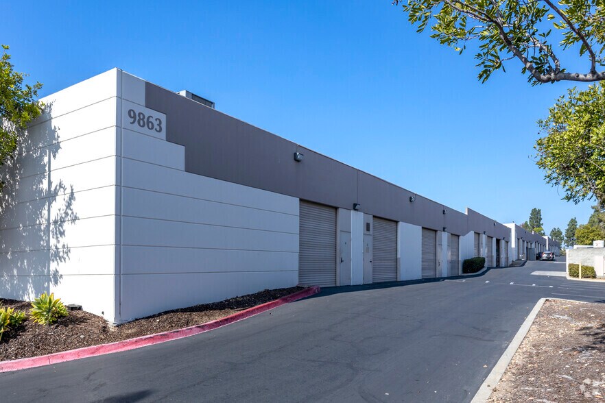 More Photos Of 5915 Mira Mesa Blvd, San Diego Unknown For Lease