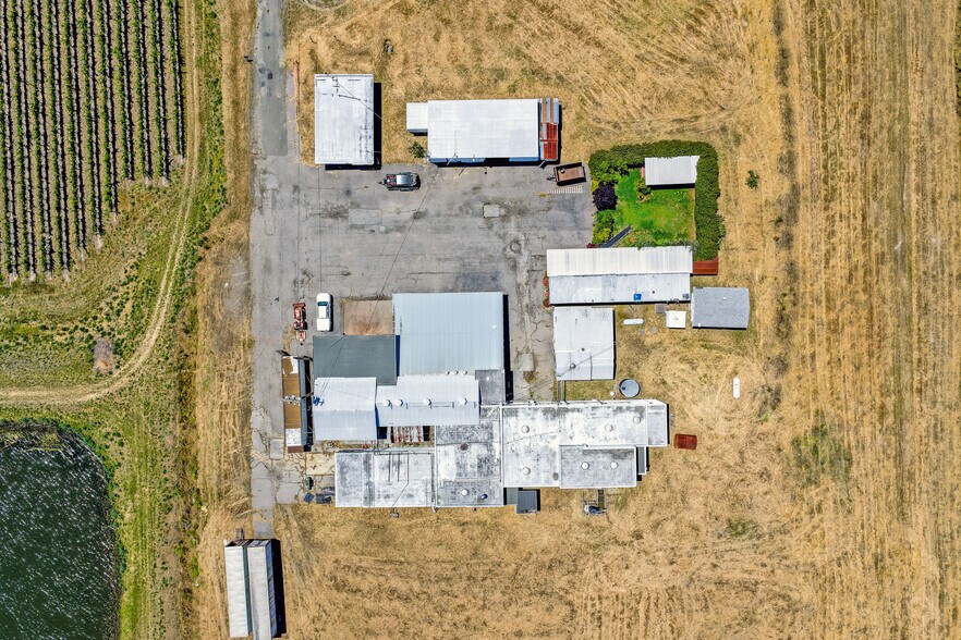 More Photos Of 23250 Maffei Rd, Sonoma Warehouse For Sale