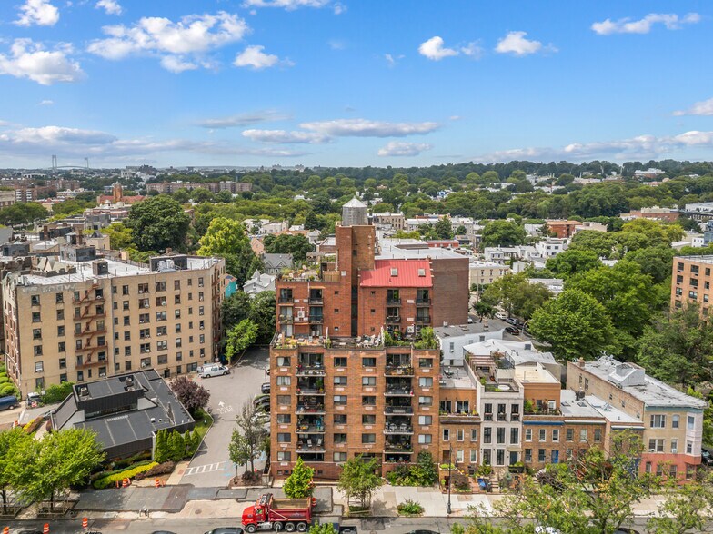 More Photos Of 207 Prospect Park SW, Brooklyn Apartments For Sale