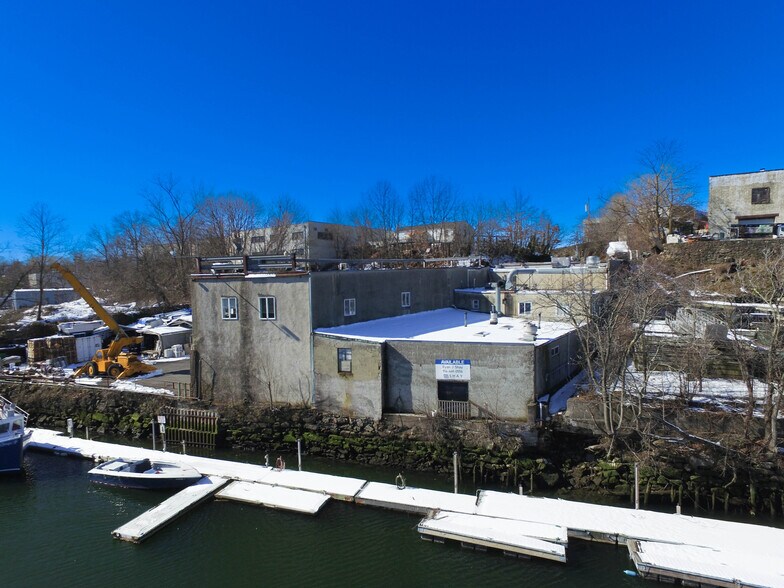 More Photos Of 1 Martin Pl, Port Chester Manufacturing For Lease