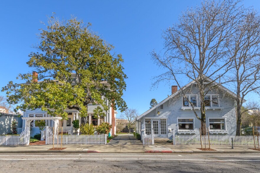 More Photos Of 8 Keller St, Petaluma Office Residential For Sale