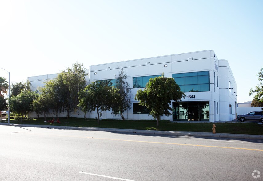 Primary Photo Of 17232 Railroad St, City of Industry Warehouse For Lease