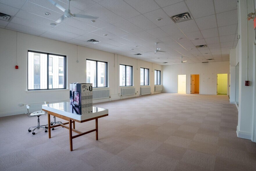 More Photos Of 93 Cedar St, Sudbury Office For Lease
