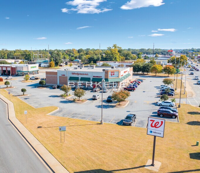 More Photos Of 300 N Slappey Blvd, Albany Drugstore For Lease