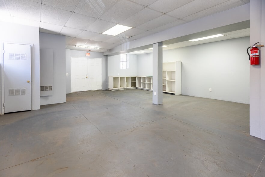 More Photos Of 819-821 Orange St, Redlands General Retail For Sale