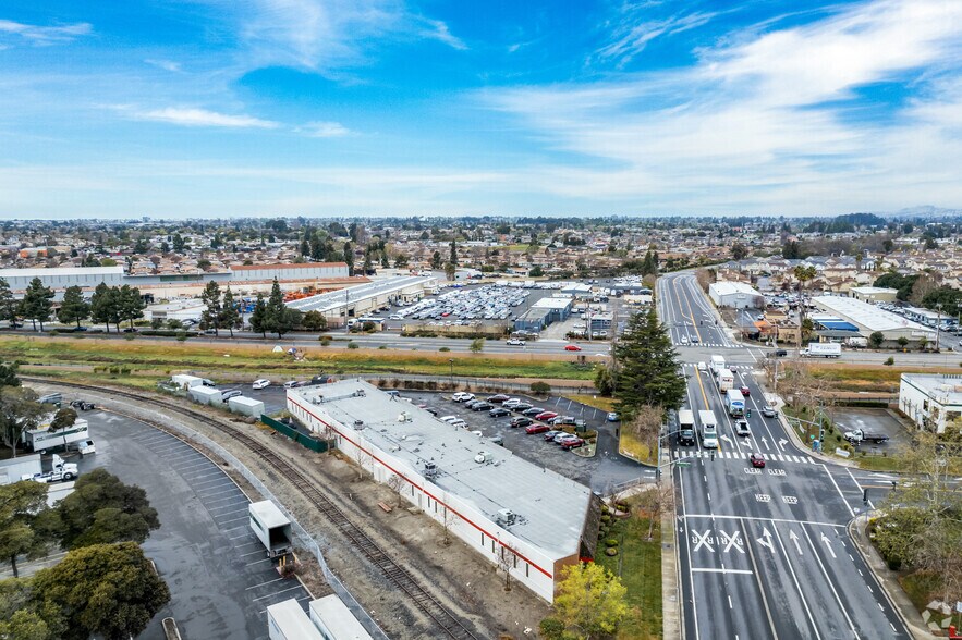 More Photos Of 30351 Huntwood Ave, Hayward Service For Sale