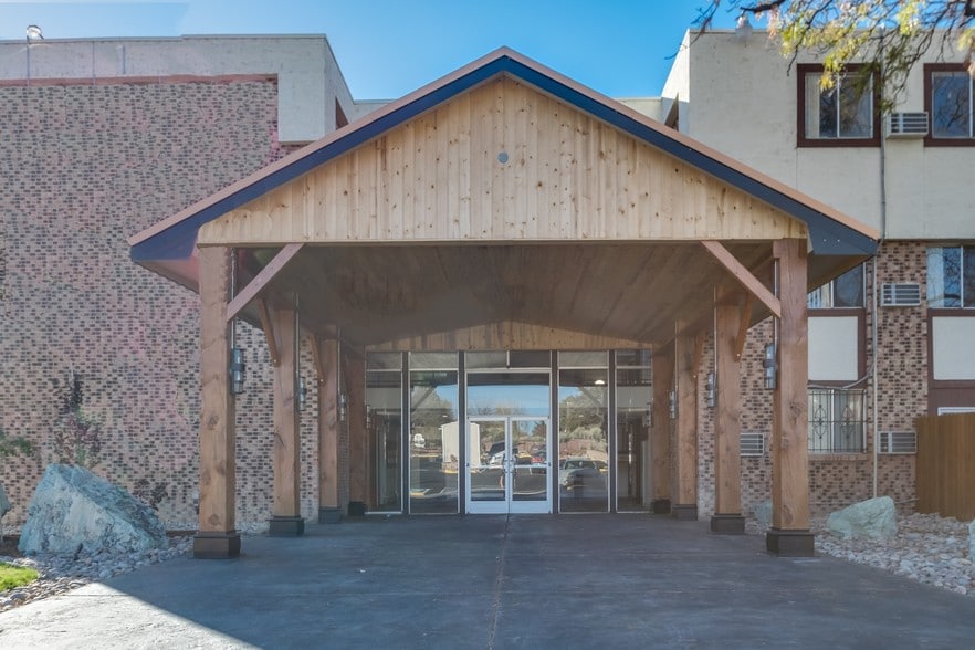 More Photos Of 2025 Jerry Murphy Rd, Pueblo Apartments For Sale