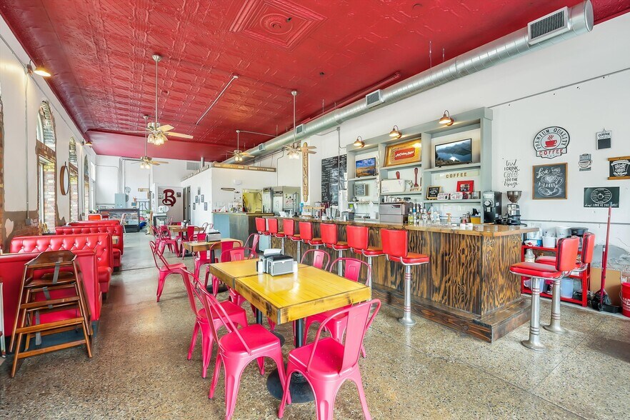 More Photos Of 100 W 4th St, Hobart Restaurant For Sale