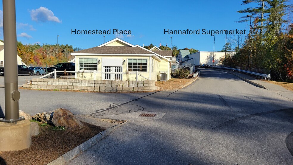Primary Photo Of 20 Homestead Pl, Alton General Retail For Lease
