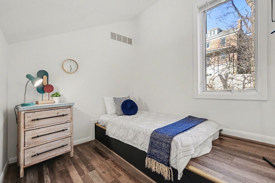 More Photos Of 396 Probasco St, Cincinnati Apartments For Sale