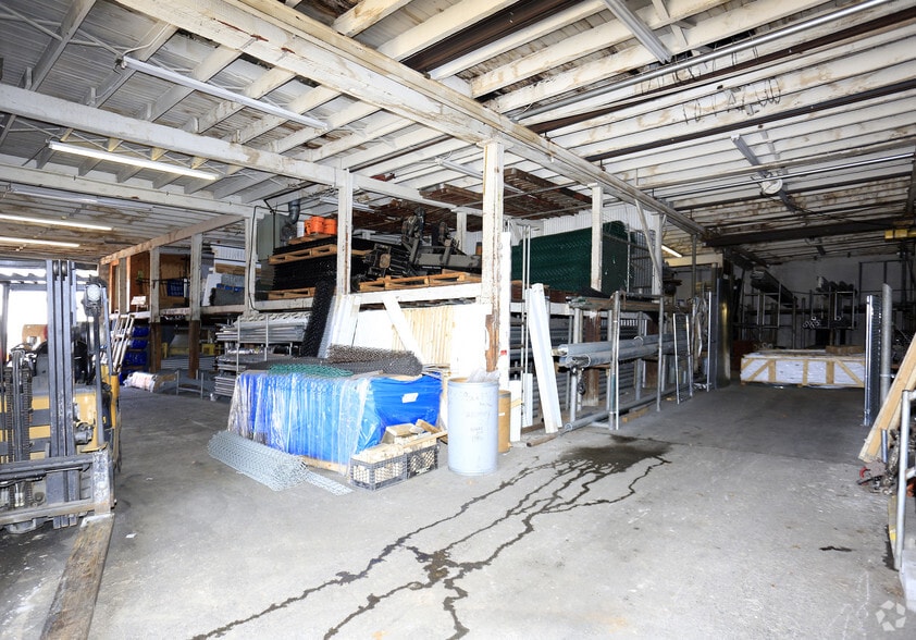 More Photos Of 2883 Miles Ave, Bronx Warehouse For Lease