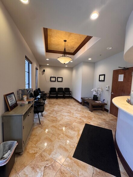 More Photos Of 14131 Metropolis Ave, Fort Myers Medical For Lease