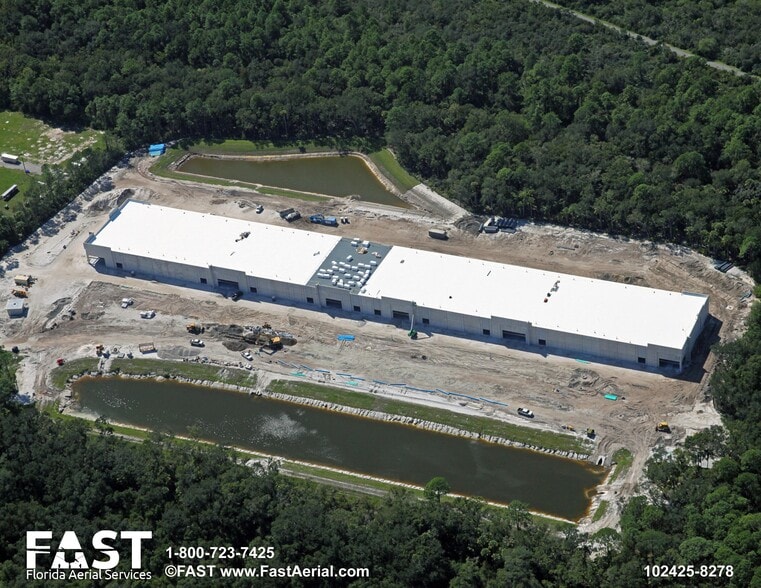 More Photos Of 302 Parktowne Blvd, Edgewater Unknown For Lease