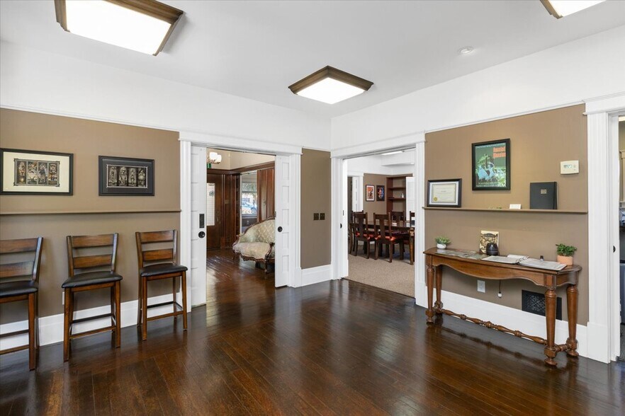 More Photos Of 136-140 W 3rd Ave, Escondido Office For Sale