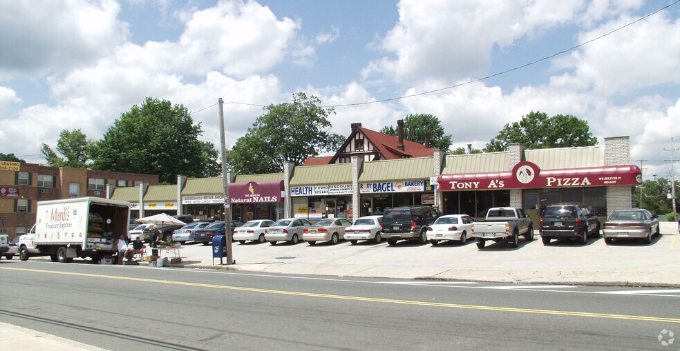 More Photos Of 493 Domino Ln, Philadelphia Storefront For Lease