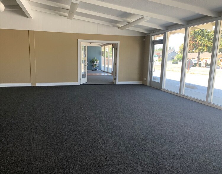 More Photos Of 2200 Lafayette St, Santa Clara Freestanding For Lease