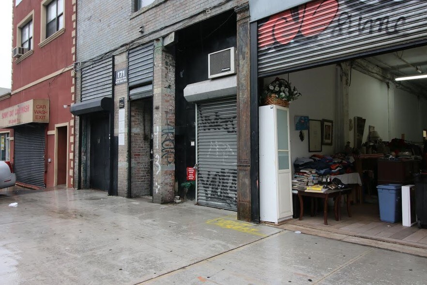 More Photos Of 171 Lincoln Ave, Bronx Manufacturing For Sale