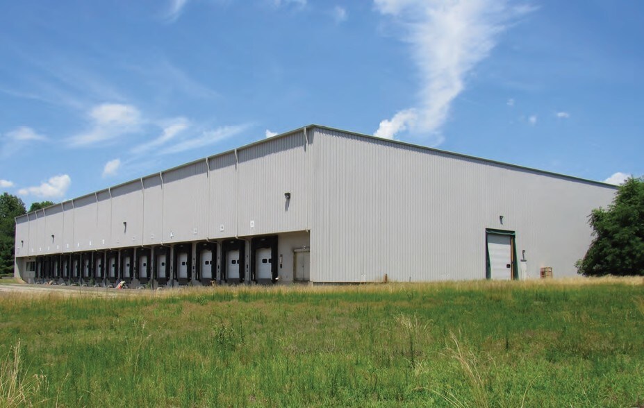 More Photos Of 6-10 Lego Way, Enfield Warehouse For Lease