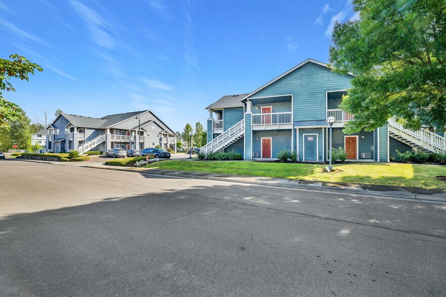 More Photos Of 2211 McKinney Ln, Lebanon Apartments For Sale