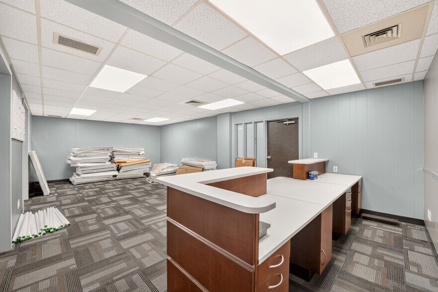 More Photos Of 6717 NW 11th Pl, Gainesville Medical For Lease