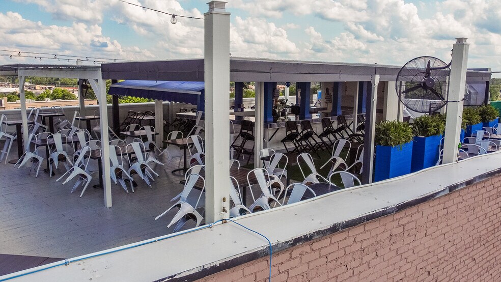 More Photos Of 21 E Athens St, Winder General Retail For Sale