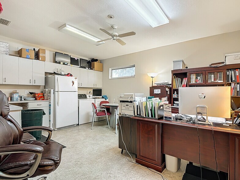 More Photos Of 45 Bryan Ave, LaBelle Medical For Sale