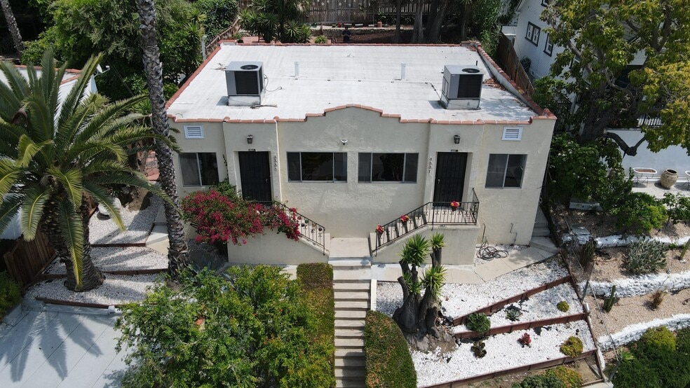 Primary Photo Of 3331 Hamilton Way, Los Angeles Apartments For Sale