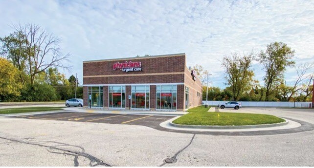 More Photos Of 1019 S Green Bay Rd, Mount Pleasant Medical For Lease