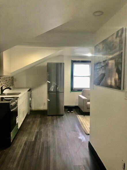 More Photos Of 85 Wilson St, Hamilton Apartments For Sale