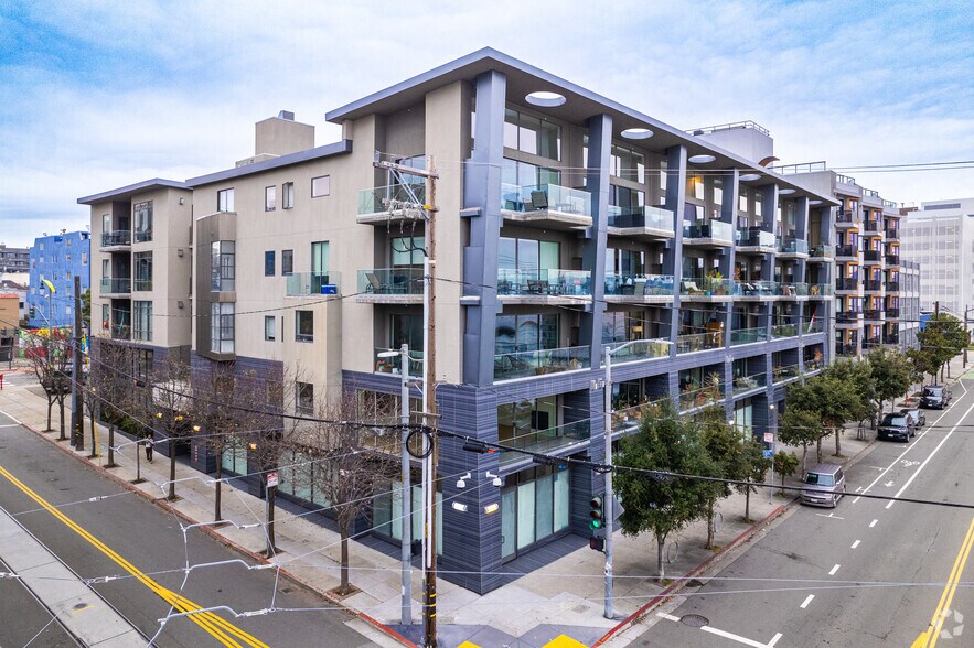 More Photos Of 550-560 18th St, San Francisco Apartments For Lease