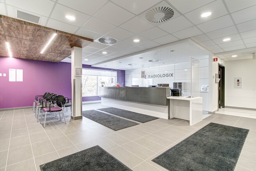 More Photos Of 12421 Boul Lacordaire, Montréal Medical For Sale