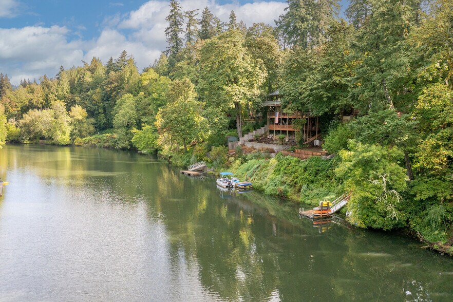 More Photos Of 1824 SW Greenway Cir, West Linn Specialty For Sale