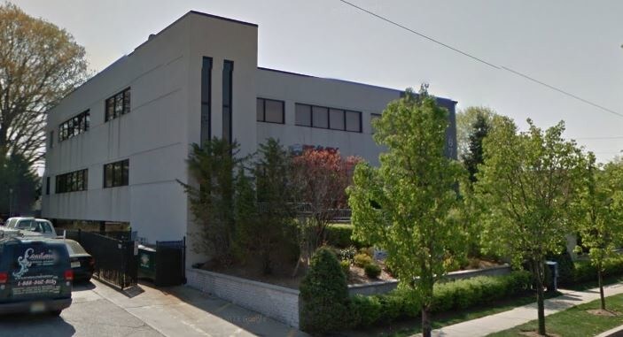 Primary Photo Of 670 Bergen Blvd, Ridgefield Medical For Sale