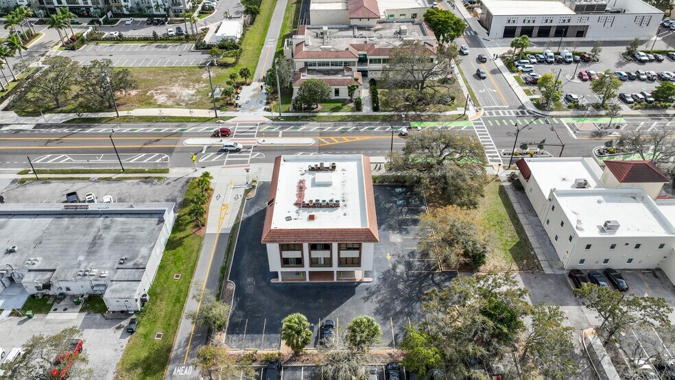 More Photos Of 2201 Ringling Blvd, Sarasota Loft Creative Space For Sale