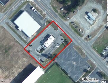 More Photos Of 6121 Oak St, Eastman Restaurant For Sale