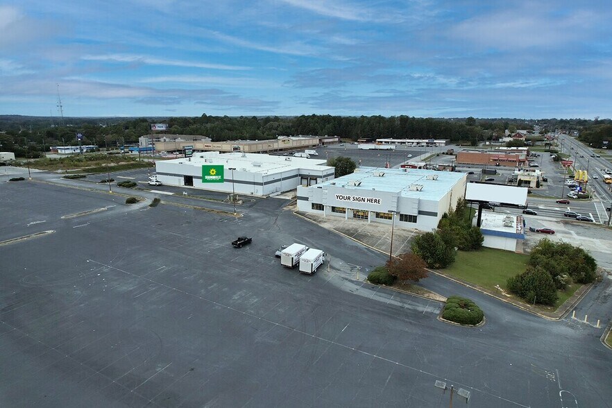 More Photos Of 2525 Pio Nono Ave, Macon-Bibb Unknown For Lease