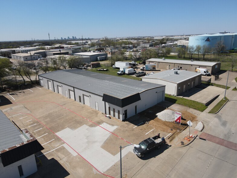 More Photos Of 4404-4412 Glenview Dr, Haltom City Warehouse For Lease