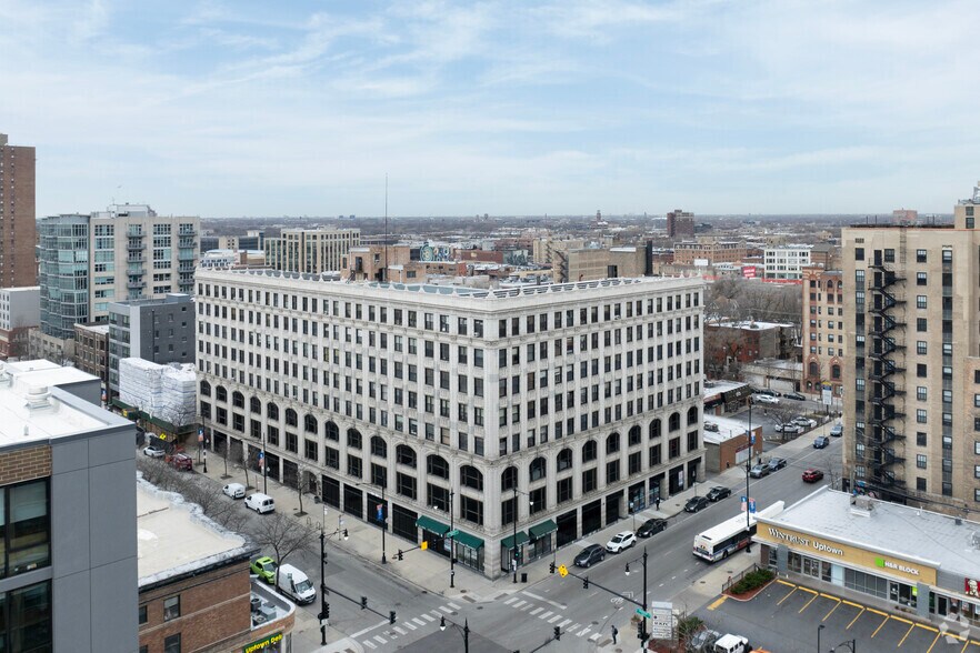 More Photos Of 4740-4750 N Sheridan Rd, Chicago Office For Lease