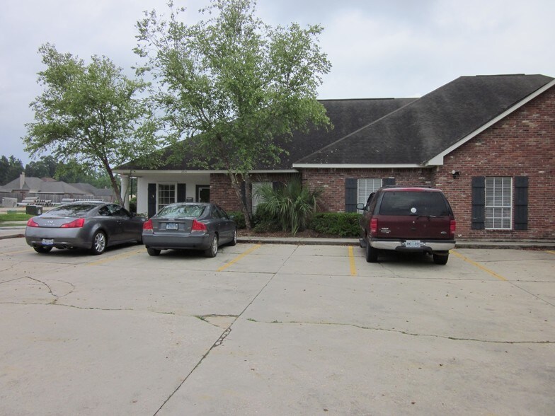 More Photos Of 3975 O'Neal Ln, Baton Rouge Loft Creative Space For Lease