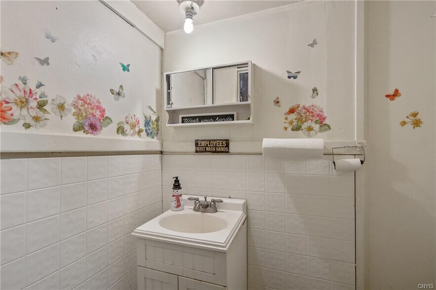 More Photos Of 5-7 N 2nd St, Fulton Storefront Retail Office For Sale